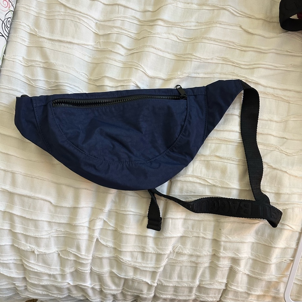 Baggu Crescent Fanny Pack